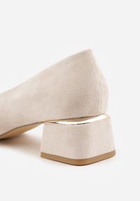 Renee - Beżowe Czółenka na Słupku z Wkładką ze Skóry Naturalnej i Szpiczastym Noskiem Tialani. Okazja: na co dzień. Nosek buta: szpiczasty. Kolor: beżowy. Materiał: skóra. Obcas: na słupku. Styl: elegancki, klasyczny, casual. Wysokość obcasa: średni #4