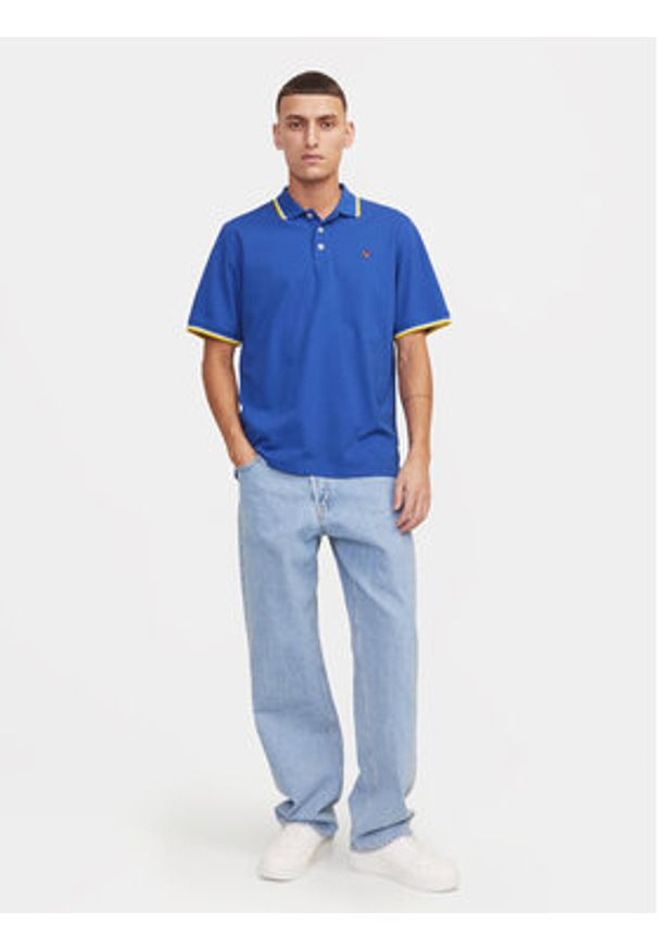 Jack & Jones Polo Bluwin 12169064 Niebieski Regular Fit. Typ kołnierza: polo. Kolor: niebieski. Materiał: syntetyk, bawełna