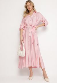 Born2be - Różowa Koszulowa Sukienka z Wiskozą i Paskiem Clesaura. Okazja: na imprezę, na co dzień. Typ kołnierza: dekolt w serek. Kolor: różowy. Materiał: wiskoza. Długość rękawa: długi rękaw. Typ sukienki: koszulowe. Styl: casual, klasyczny #3