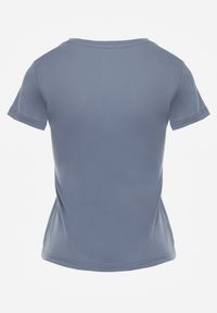 Renee - Jasnoniebieski Klasyczny T-shirt o Gładkim Wykończeniu Rhethine. Kolor: niebieski. Materiał: jeans, zamsz. Długość: krótkie. Wzór: gładki. Styl: klasyczny #7