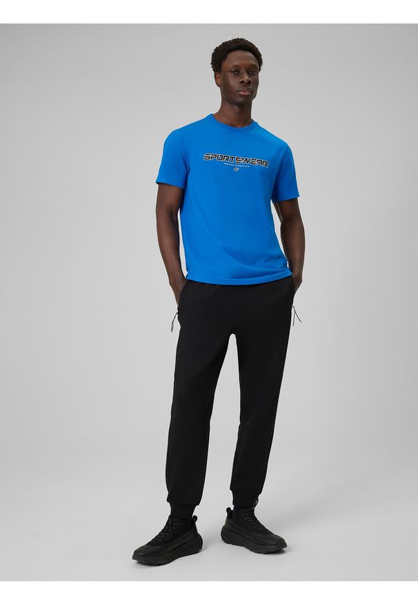 4f - 4F Spodnie dresowe joggery męskie - czarne L. Kolor: czarny. Materiał: dresówka. Sport: fitness