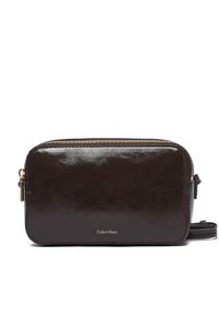 Calvin Klein Torebka Foil Logo Glossy Camera Bag LV04F3539G Brązowy. Kolor: brązowy. Materiał: skórzane #1