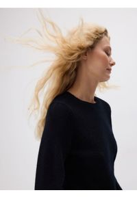 Reserved - Wełniany sweter - czarny. Kolor: czarny. Materiał: wełna