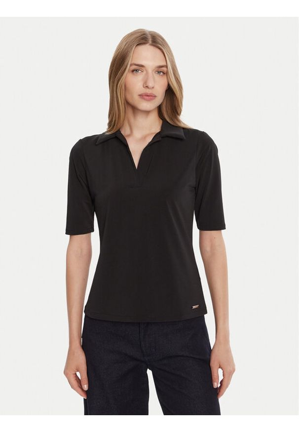 Calvin Klein Polo LV044C221G Czarny Slim Fit. Typ kołnierza: polo. Kolor: czarny. Materiał: syntetyk