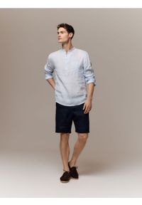 Reserved - Lniana koszula regular fit - jasnoniebieski. Kolor: niebieski. Materiał: len #1