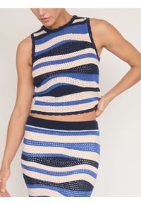 Reserved - Top w paski - wielobarwny. Materiał: dzianina. Wzór: paski. Styl: klasyczny #1