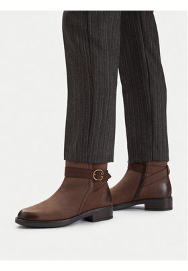 Lasocki Botki CEO-WI23-JIA-03 Brązowy. Kolor: brązowy. Materiał: nubuk, skóra