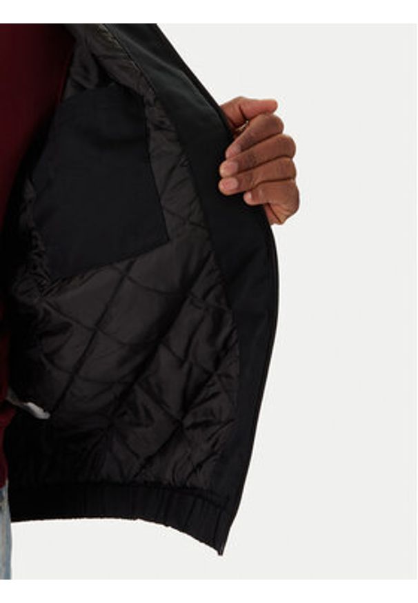 DC Shoes Kurtka przejściowa Navigator Padded EDYJK03268 Czarny Standard Fit. Kolor: czarny. Materiał: bawełna