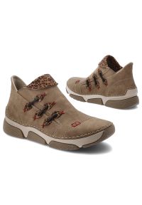 Botki damskie Rieker, antistress na płaskiej podeszwie w panterkę zapinane na suwak i ocieplane, beżowe, 45983-64. Okazja: na co dzień. Kolor: beżowy. Materiał: syntetyk, materiał. Wzór: motyw zwierzęcy. Obcas: na płaskiej podeszwie. Styl: casual, elegancki #4