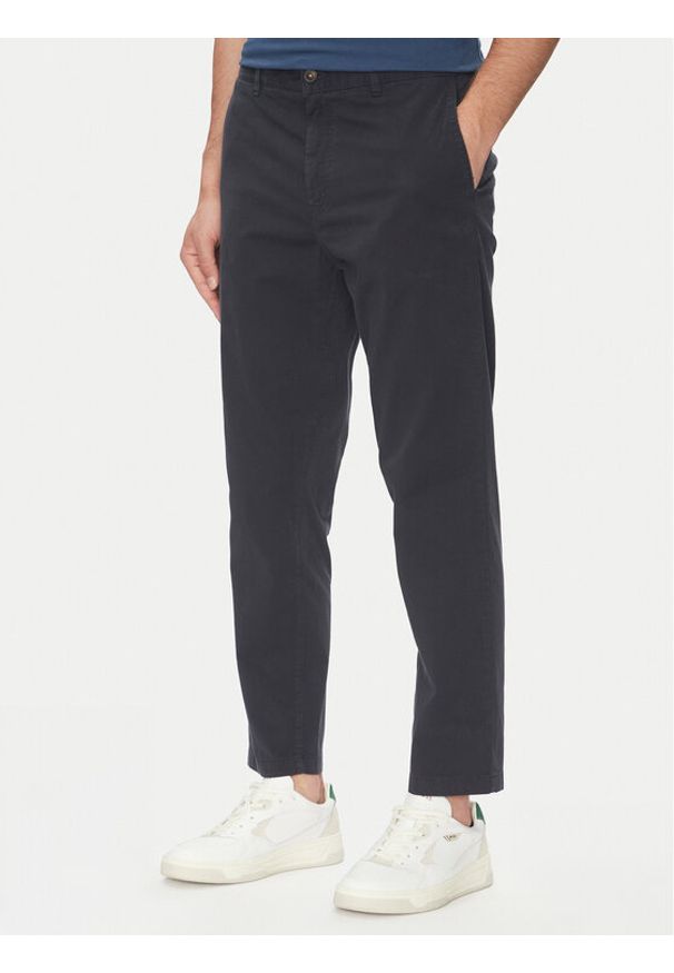 BOSS Chinosy 50536722 Granatowy Tapered Fit. Kolor: niebieski. Materiał: bawełna