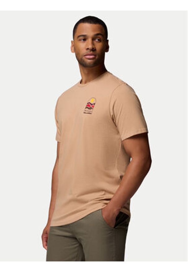 columbia - Columbia T-Shirt Explorers Canyon™ 2036451 Beżowy Regular Fit. Kolor: beżowy. Materiał: bawełna