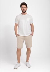 Volcano - Klasyczne spodenki męskie, Regular Fit, P-LUIZ. Okazja: na co dzień. Materiał: dzianina, bawełna, materiał. Długość: do kolan. Sezon: lato. Styl: klasyczny #1