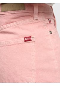 Big-Star - Szorty damskie jeansowe różowe Alta 601. Kolor: różowy. Materiał: jeans. Długość: krótkie. Sezon: lato. Styl: klasyczny