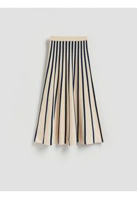 Reserved - Spódnica midi w paski - wielobarwny. Materiał: dzianina, wiskoza. Wzór: paski #1