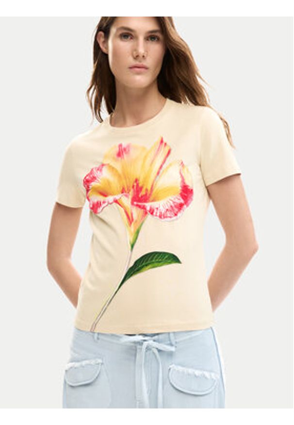 Desigual T-Shirt Estocolmo 26SWTK03 Beżowy Regular Fit. Kolor: beżowy. Materiał: bawełna