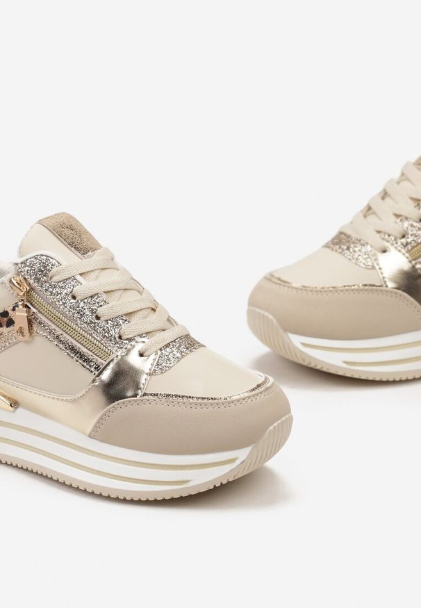 Renee - Beżowe Sneakersy z Metalicznymi Wstawkami i Brokatem na Grubej Podeszwie Anova. Kolor: beżowy. Materiał: skóra. Sezon: wiosna