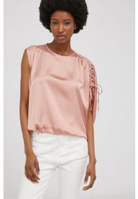 Answear Lab bluzka damska kolor różowy gładka. Kolor: różowy. Materiał: tkanina. Wzór: gładki. Styl: wakacyjny