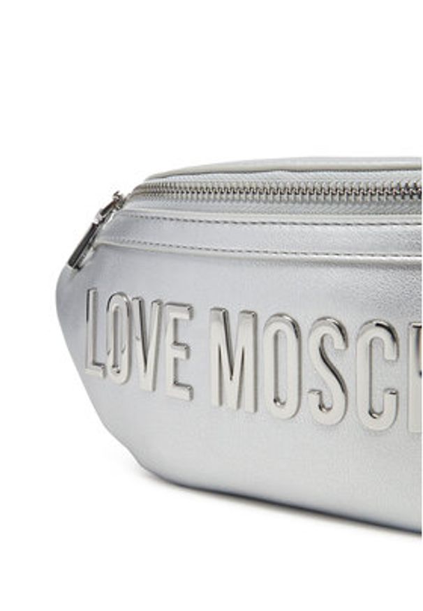 Love Moschino - LOVE MOSCHINO Saszetka nerka JC4195PP1MKD196B Srebrny. Kolor: srebrny. Materiał: skóra