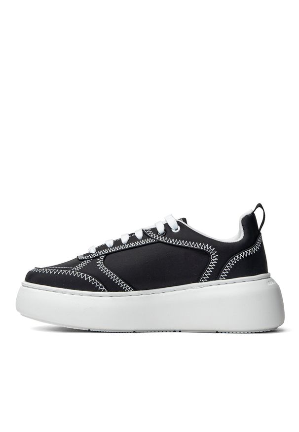 Sneakersy damskie czarne Armani Exchange XDX077 XV411 00002. Kolor: czarny