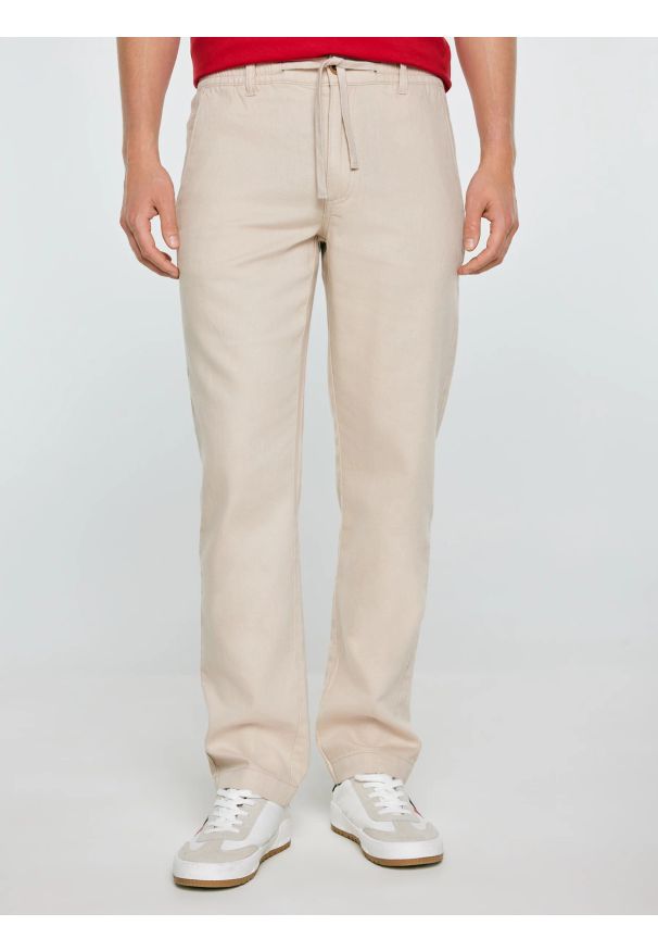 Big-Star - Spodnie męskie lniane perłowe Cabres 103. Kolor: kremowy. Materiał: len. Wzór: haft. Styl: klasyczny