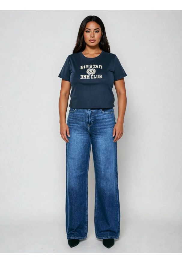Big-Star - Koszulka damska z haftem granatowa Bensa 403. Okazja: na co dzień. Kolor: niebieski. Materiał: bawełna, dzianina, jeans. Wzór: haft. Styl: casual, sportowy, klasyczny