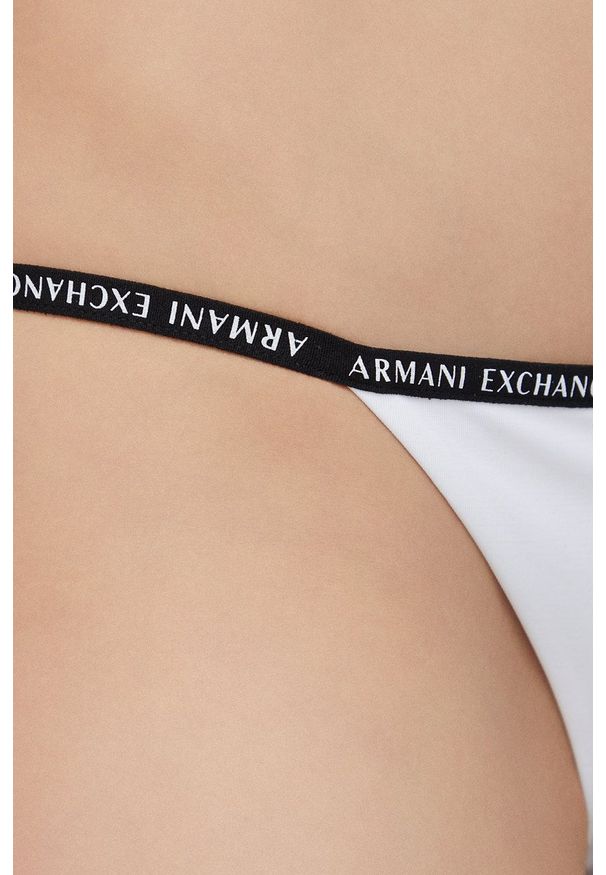 Armani Exchange brazyliany kąpielowe kolor biały. Kolor: biały. Wzór: nadruk
