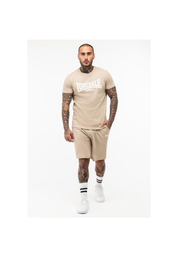 Zestaw koszulka i spodenki Lonsdale Moy. Kolor: beżowy, biały, wielokolorowy. Materiał: dresówka. Sport: fitness