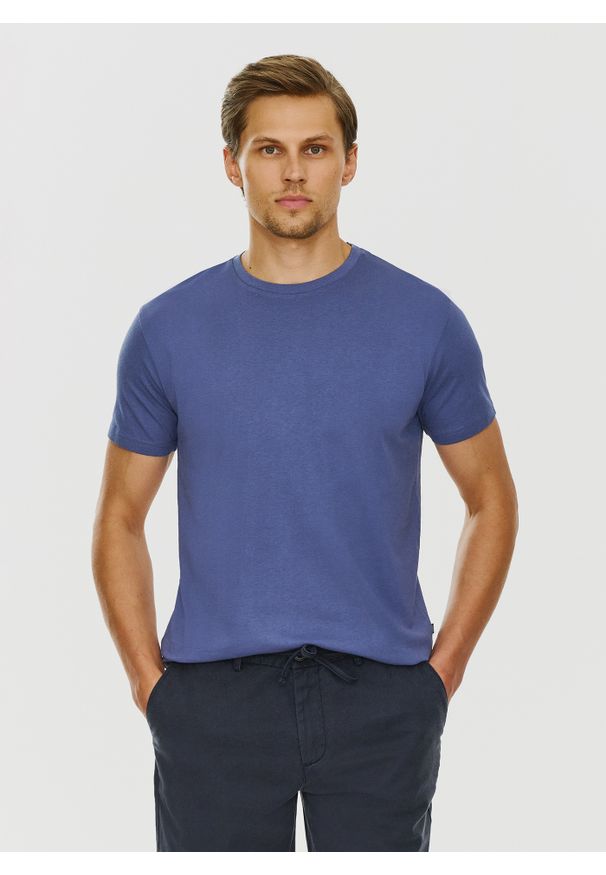 Pako Lorente - PAKO LORENTE – Bawełniany granatowy t-shirt z okrągłym dekoltem. Okazja: na co dzień. Kolor: czerwony, niebieski. Materiał: bawełna. Styl: casual