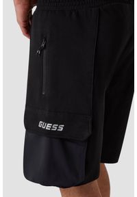 Guess - GUESS Czarne shorty męskie Rubus Cargo. Kolor: czarny