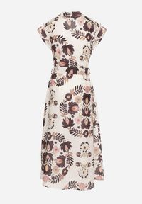 Born2be - Czarna Sukienka z Wiskozą o Koszulowym Kroju z Paskiem z Klamrą Nitasiela. Okazja: na co dzień. Typ kołnierza: dekolt w kształcie V. Kolor: czarny. Materiał: wiskoza. Długość rękawa: krótki rękaw. Typ sukienki: koszulowe. Styl: casual, klasyczny #2