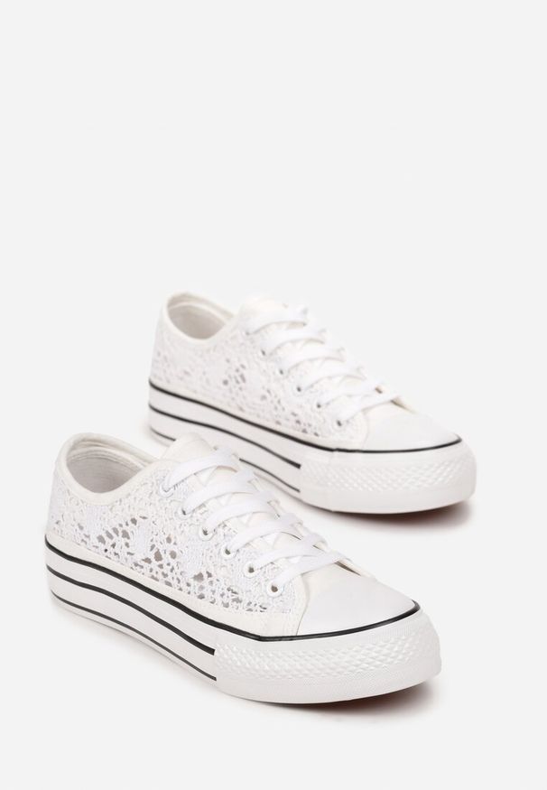 Born2be - Białe Ażurowe Trampki Przed Kostkę Russi. Wysokość cholewki: przed kostkę. Kolor: biały. Materiał: jeans. Wzór: ażurowy