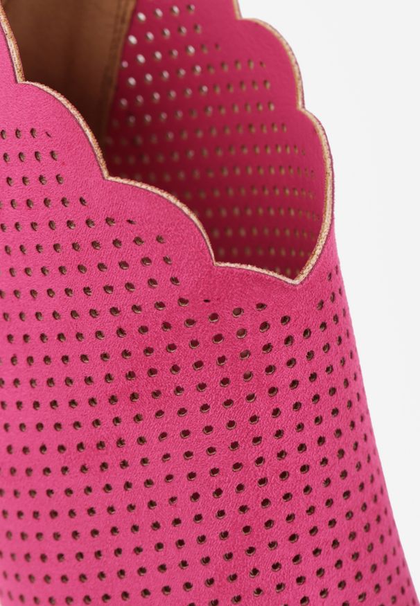 Renee - Fuksjowe Ażurowe Sandały Vices na Szpilce Selanna. Okazja: na spotkanie biznesowe. Kolor: różowy. Wzór: ażurowy. Sezon: lato. Obcas: na szpilce. Styl: biznesowy, elegancki. Wysokość obcasa: średni