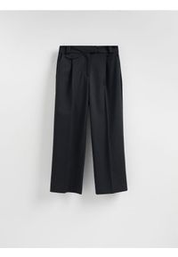 Reserved - Spodnie z kantem - czarny. Kolor: czarny. Materiał: wiskoza, tkanina #1