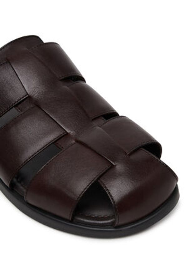 Aldo Klapki Marais 13963700 Brązowy. Kolor: brązowy. Materiał: skóra