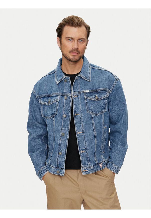 Guess Jeans Kurtka jeansowa M4YN38 D5DO2 Niebieski Regular Fit. Kolor: niebieski. Materiał: bawełna