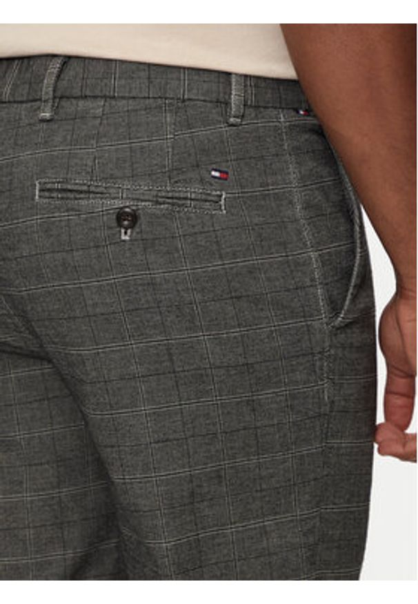 TOMMY HILFIGER - Tommy Hilfiger Chinosy Denton MW0MW35644 Szary Straight Fit. Kolor: szary. Materiał: bawełna
