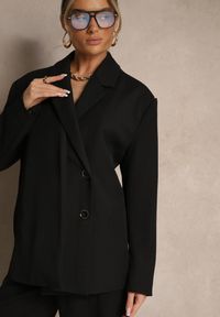 Renee - Czarna Marynarka o Pudełkowym Kroju Usztywnionymi Ramionami Sonarieta. Okazja: na co dzień. Kolor: czarny. Styl: elegancki, casual #3