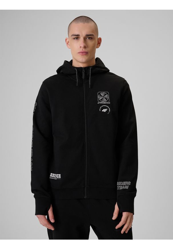 4f - 4F Bluza dresowa relaxed z kapturem męska - czarna M. Typ kołnierza: kaptur. Kolor: czarny. Materiał: dresówka. Wzór: nadruk. Styl: sportowy