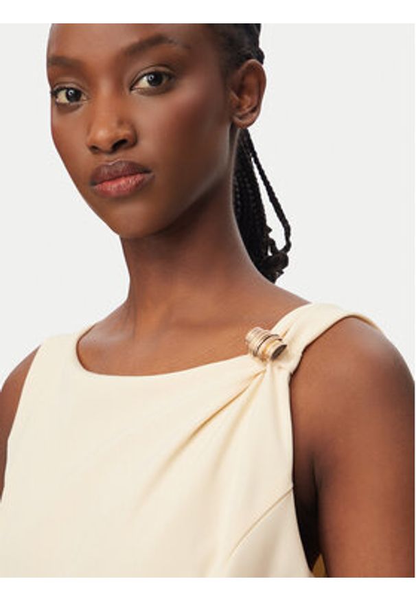 Rinascimento Sukienka wieczorowa CFC0020281002 Beżowy Slim Fit. Kolor: beżowy. Materiał: syntetyk. Styl: wizytowy