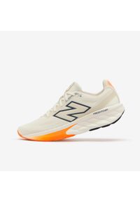 Buty do biegania męskie New Balance Fresh Foam 520 V9. Kolor: biały, beżowy, wielokolorowy. Szerokość cholewki: normalna #1