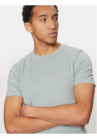 Guess T-Shirt M2YI72 I3Z14 Błękitny Slim Fit. Kolor: niebieski. Materiał: bawełna