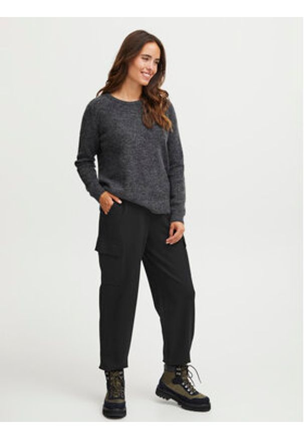 Fransa Spodnie materiałowe 20612726 Czarny Regular Fit. Kolor: czarny. Materiał: syntetyk