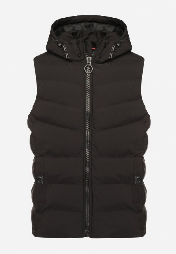 Born2be - Czarna Pikowana Kamizelka z Odpinanym Kapturem Norithlin. Okazja: na co dzień. Kolor: czarny. Materiał: bawełna. Styl: casual, elegancki