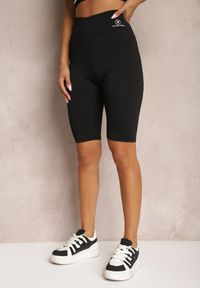 Renee - Czarne Szorty w Stylu Kolarek High Waist Wykończone Gumką w Pasie Elenea. Okazja: na co dzień. Stan: podwyższony. Kolor: czarny. Styl: casual #4
