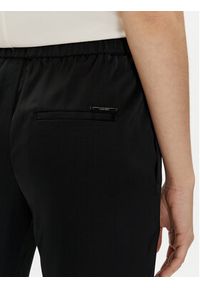 Calvin Klein Spodnie materiałowe K20K206662 Czarny Regular Fit. Kolor: czarny. Materiał: syntetyk