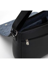 Wittchen - Męska torba na laptopa 13” z matowej ekoskóry na ramię czarna. Kolor: czarny. Materiał: skóra ekologiczna. Wzór: aplikacja. Styl: casual #3
