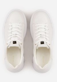 Renee - Białe Sneakersy VICES na Platformie Typu Chunky Tassi. Zapięcie: sznurówki. Kolor: biały. Materiał: jeans, dzianina. Obcas: na platformie #5