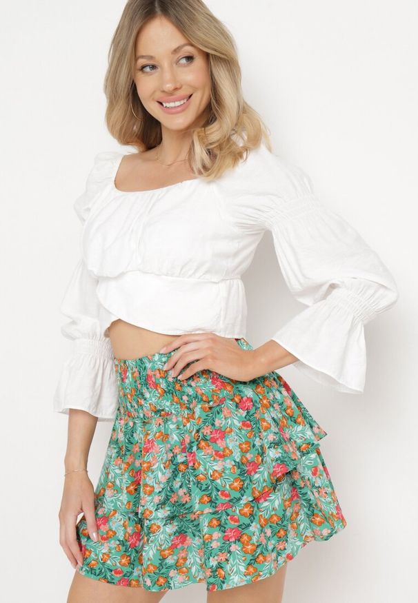 Born2be - Zielona Spódnica Mini w Kwiatowy Print z Falbankami Rozkloszowana Kilina. Kolor: zielony. Wzór: kwiaty, nadruk. Sezon: lato