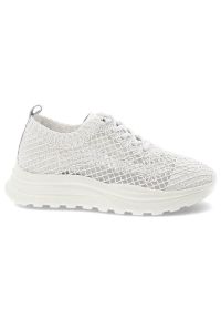 Białe Sneakers Vinceza Modne Obuwie Damskie. Okazja: na co dzień. Zapięcie: sznurówki. Kolor: biały. Szerokość cholewki: normalna. Wzór: kwiaty, ażurowy, aplikacja. Obcas: na platformie #5