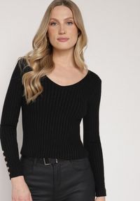 Born2be - Czarny Sweter z Wiskozą z Prążkowanego Materiału z Metaliczną Nitką i Guzikami Lianodia. Okazja: na co dzień. Kolor: czarny. Materiał: wiskoza, materiał, prążkowany. Styl: casual, klasyczny, elegancki